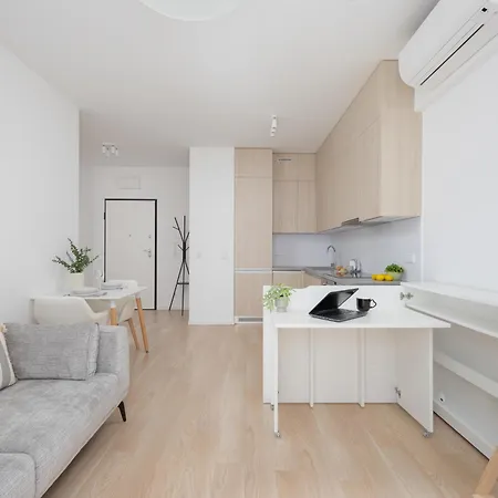 Browary Warszawskie Lux By Renters Apartment *
